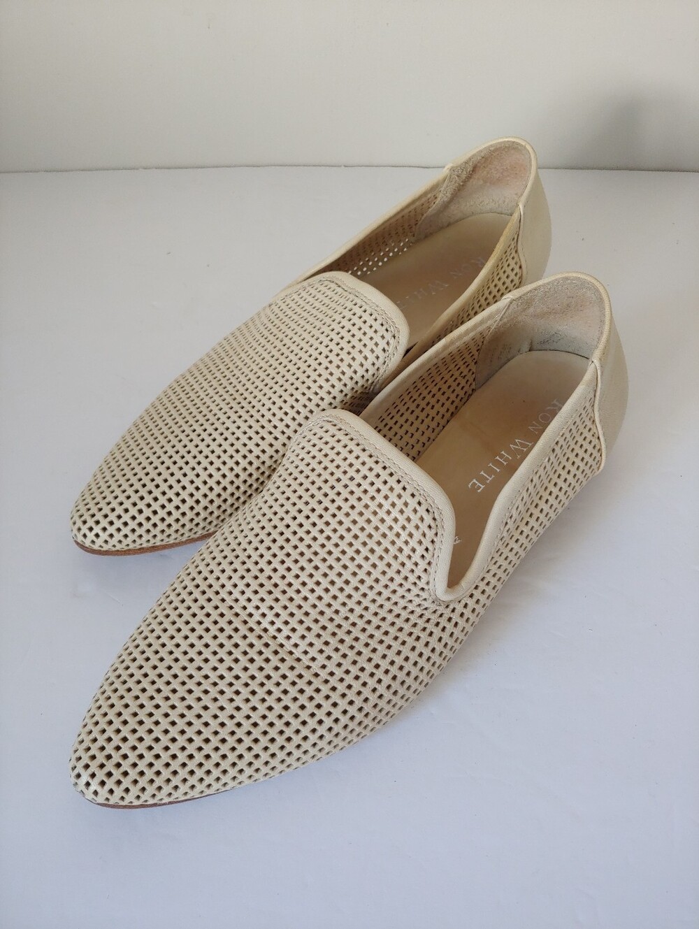 Ron White Perforated Leather Loafers Cream Size 8.5
